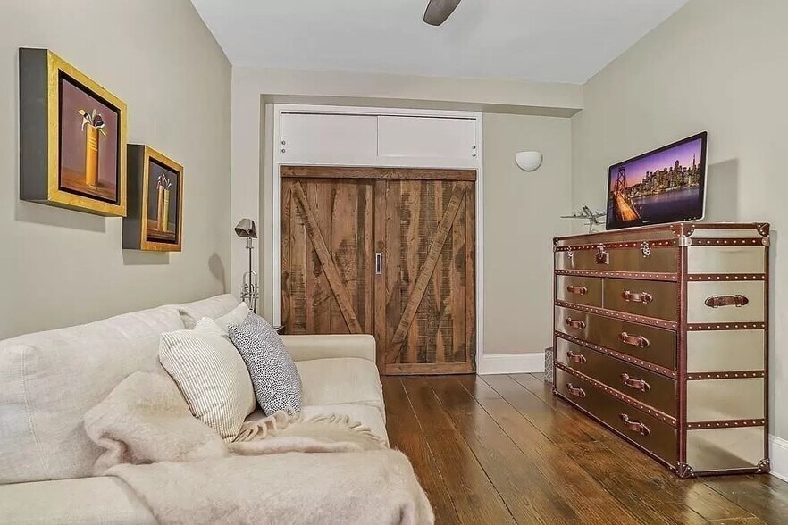 Building Photo - 16 Bowdoin St