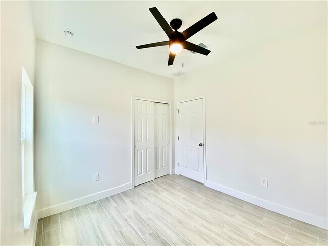 Building Photo - 10006 Massey St