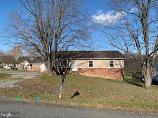Building Photo - 236 Somerset Dr