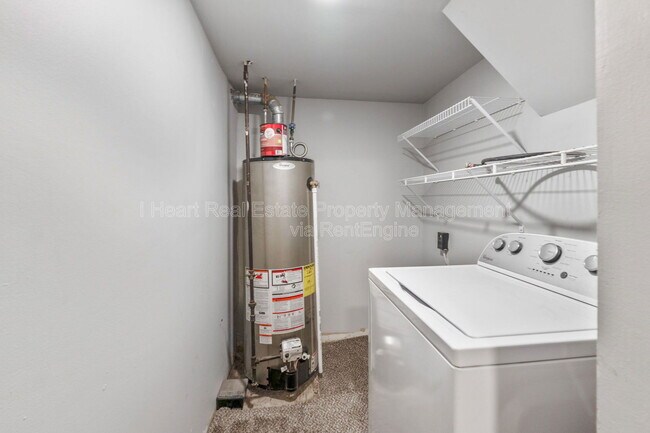 Building Photo - 957 Harrison Ave