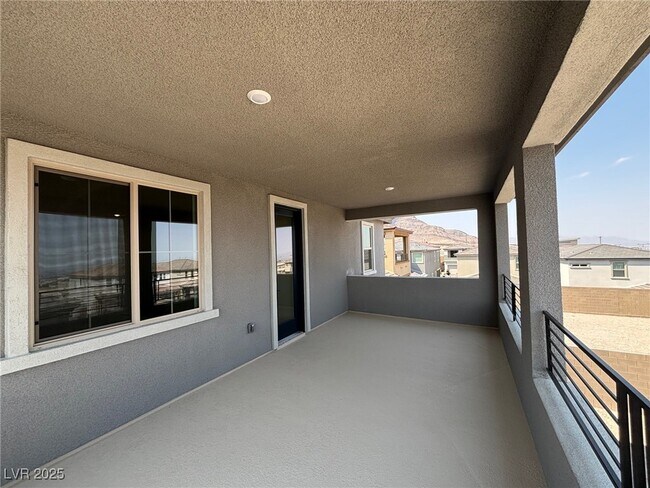 Building Photo - 560 Preston Oak Ln