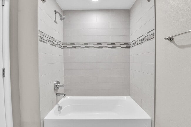 Building Photo - $1,540.95 - 1 Bed, 1 Bath Condo with In Unit Laundry in a Secured Building with an Elevator!