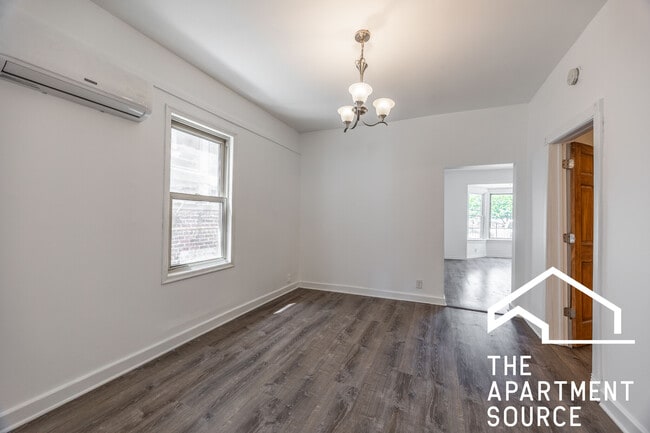 Building Photo - 3147 N Spaulding Ave