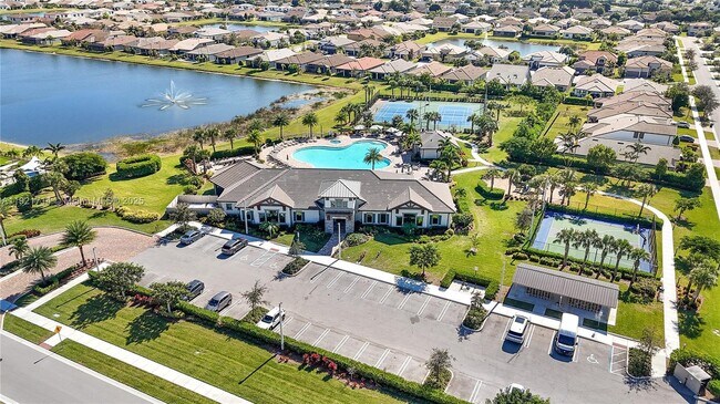 Building Photo - 8605 Patron Ln