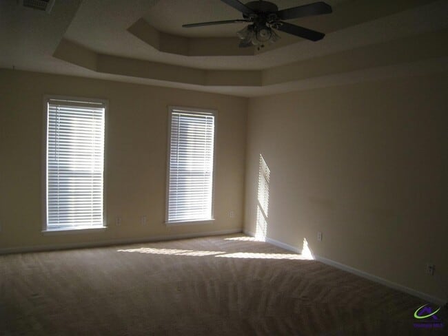 Building Photo - 101 Trevore Ct