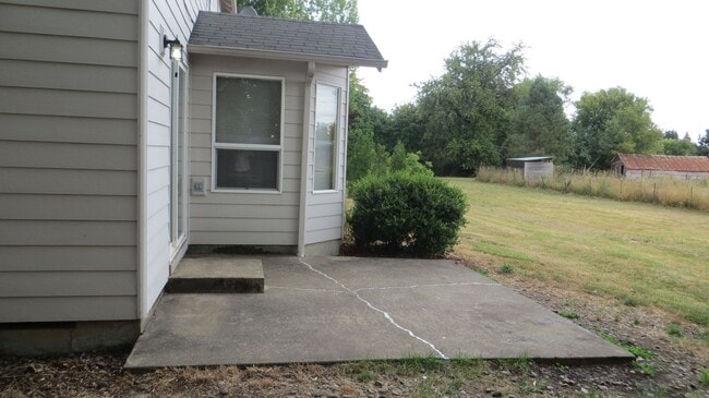 Building Photo - Spacious 4 Bedroom Home in North Corvallis Cul-de-Sac