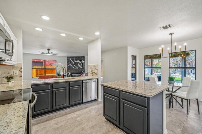 Building Photo - 3527 Eagle Canyon Dr