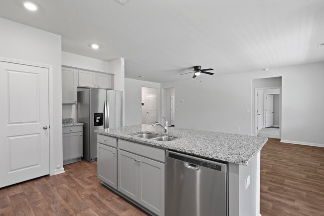 Building Photo - 217 Wedge Cir