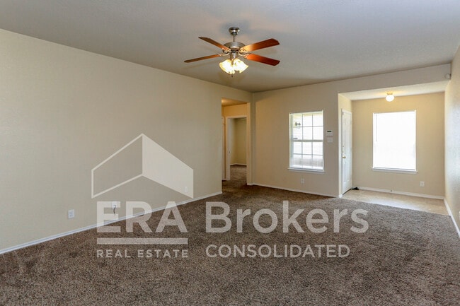 Building Photo - 3509 Lorena Dr