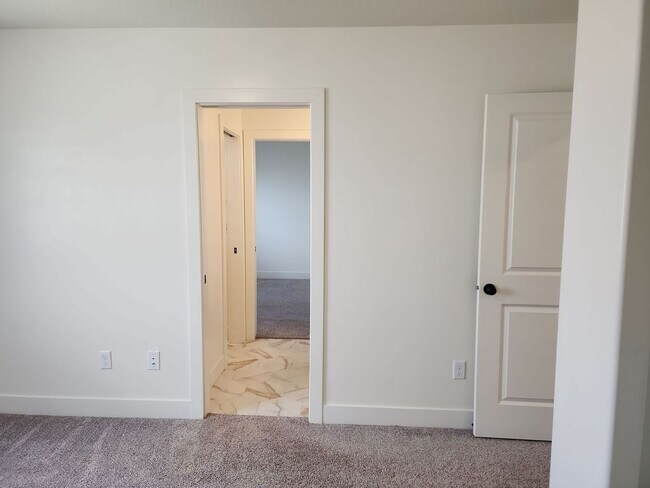 Building Photo - 4283 Hwy 56