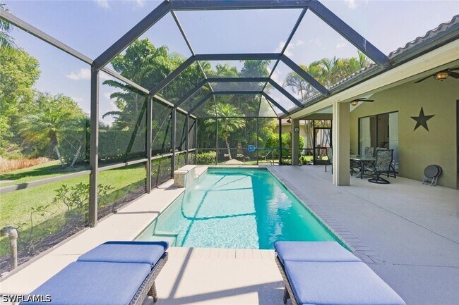 Building Photo - 18127 Royal Hammock Blvd