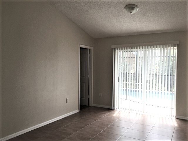 Building Photo - 2481 Winchester Blvd