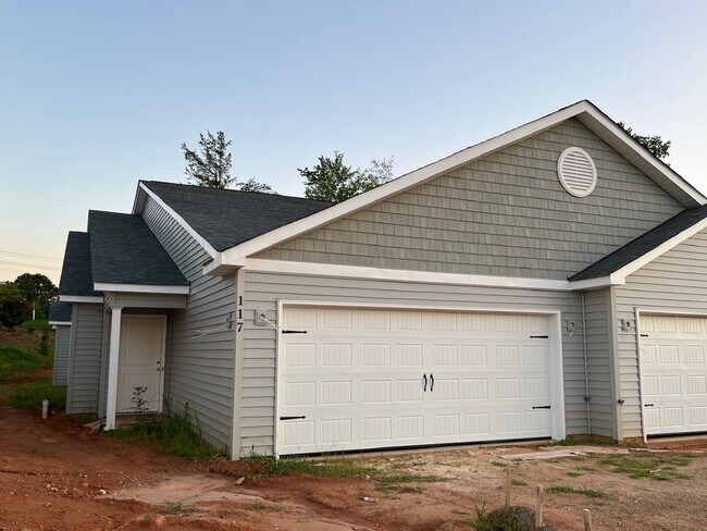 Building Photo - 117 Brawley Villas Pl