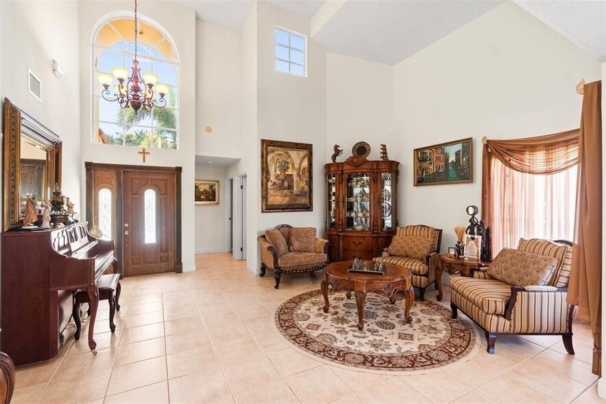 Building Photo - 9505 Aegean Dr