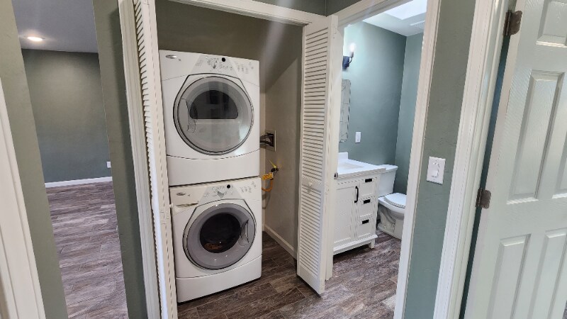 Building Photo - 3438 E Monte Vista Dr