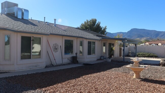 Building Photo - In ground Pool