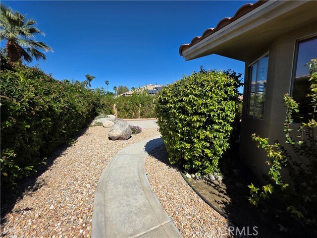 Building Photo - 44251 Hazel Canyon Ln