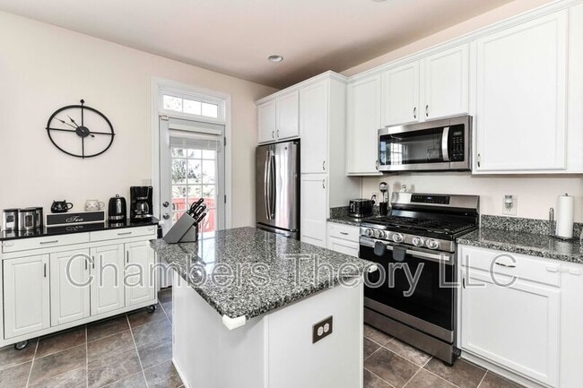 Building Photo - 6955 Cromarty Dr