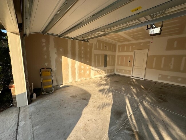 Building Photo - 308 Windy Peak Loop
