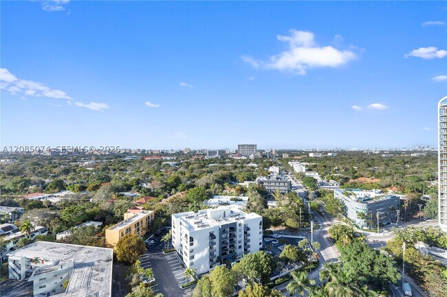 Building Photo - 3350 SW 27th St