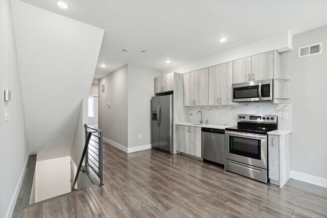 Building Photo - 1845 A St