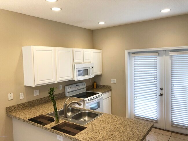 Building Photo - 486 Cabernet Pl