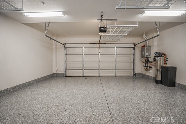 Building Photo - 2317 W Broadway