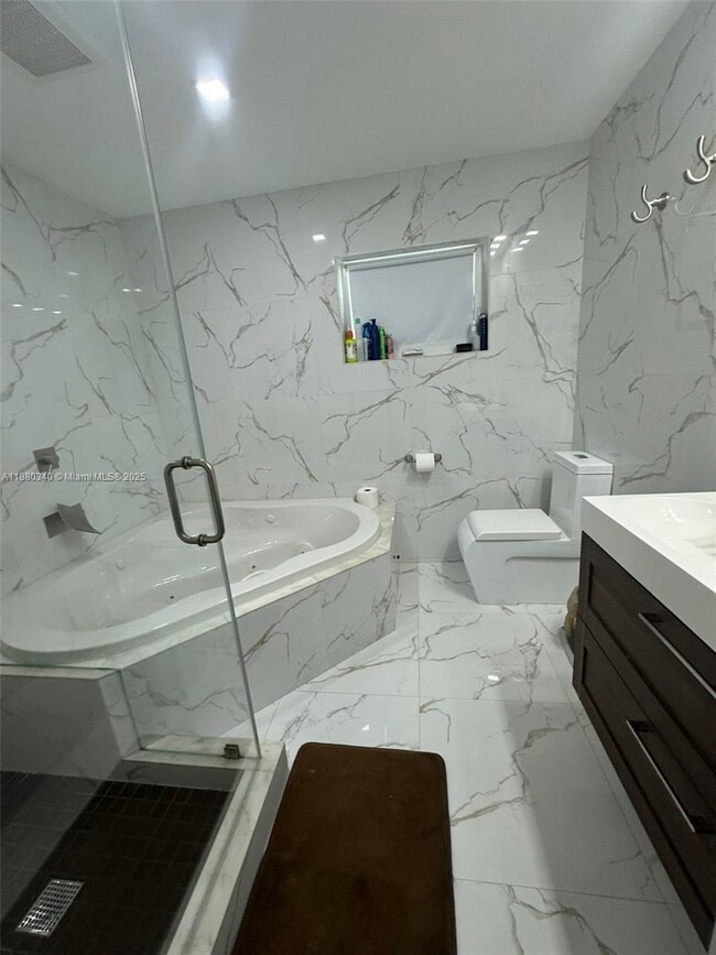 Building Photo - 41 NW 136th Ct