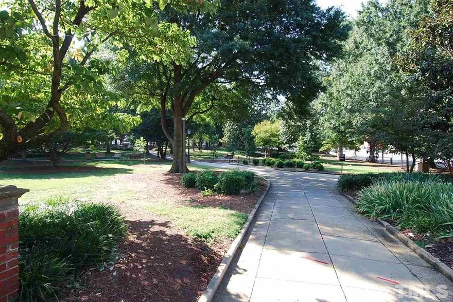 Building Photo - 200 South Dawson Street