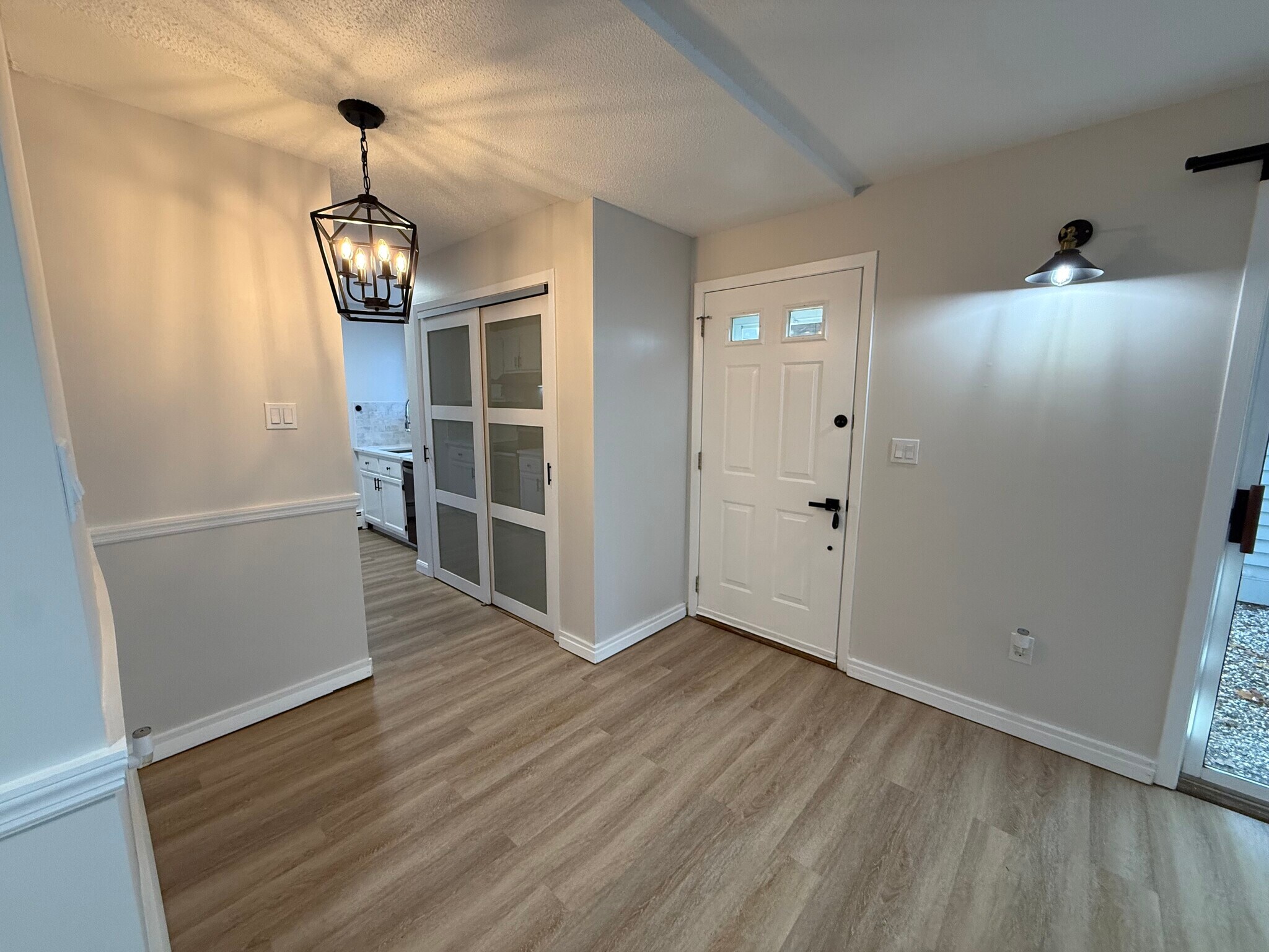 Building Photo - 1 Sundance Dr