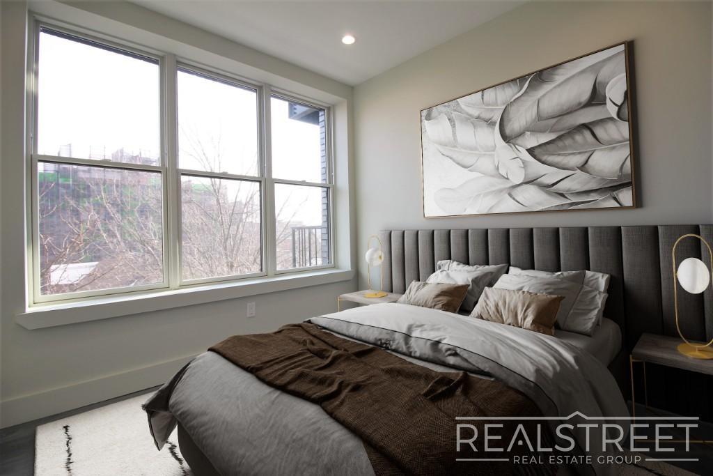Building Photo - Stunning & Spacious NEW 2 BED in Flatbush