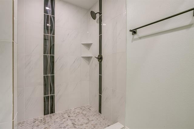 Building Photo - 202 S Cummings Dr