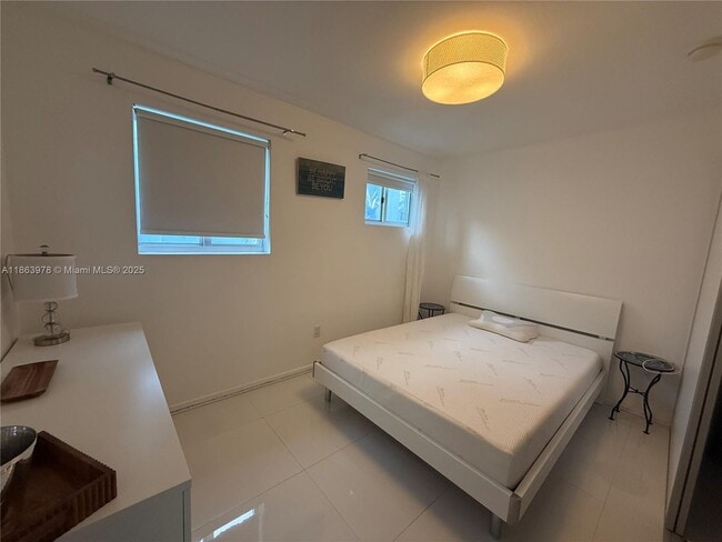 Building Photo - 801 15th St