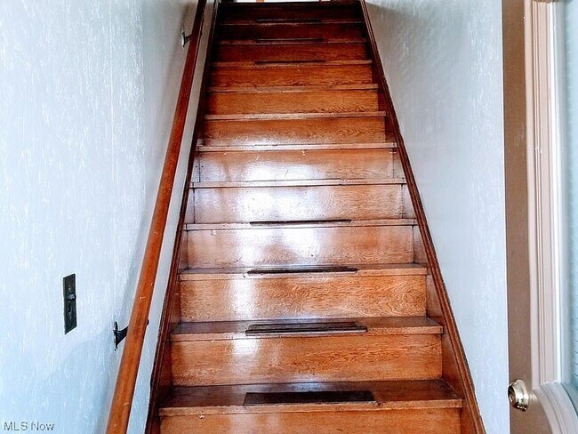 Building Photo - 4249 W 50th St