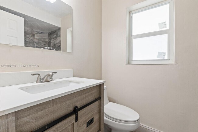 Building Photo - 1363 NW 66th Ave