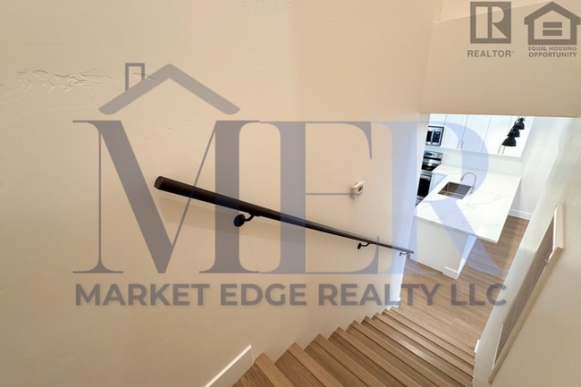 Building Photo - 3Bed/2.5Bath Townhouse in Sedona! FIRST MO...