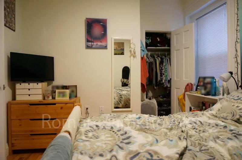 Building Photo - 10 Brainerd Rd