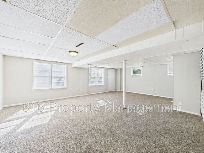 Building Photo - 1004 Anderson St