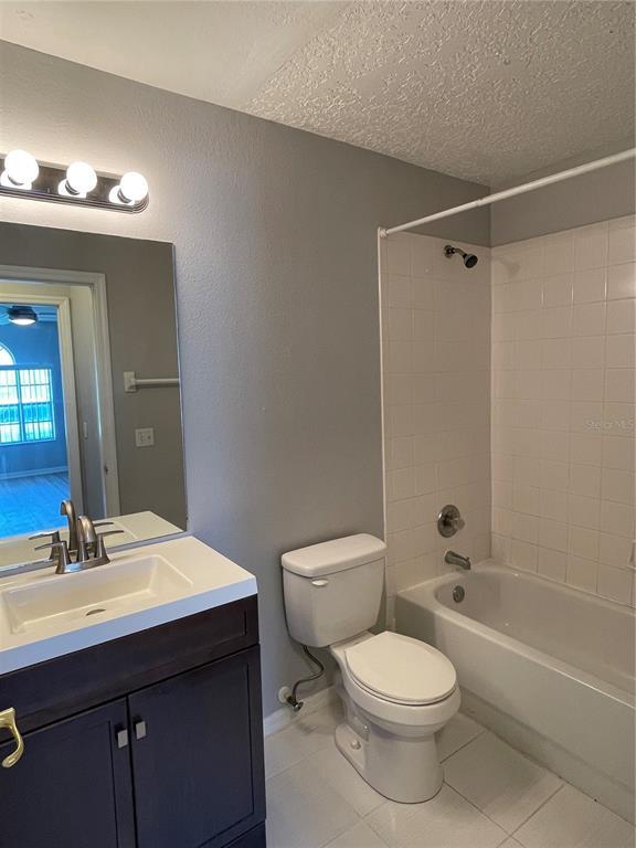 Building Photo - 120 Coco Plum Dr