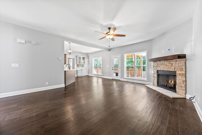 Building Photo - 1506 Redrock Ct