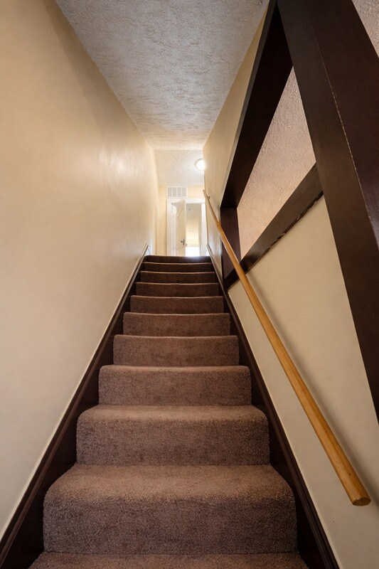 Building Photo - 1115-15 E 18th Ave