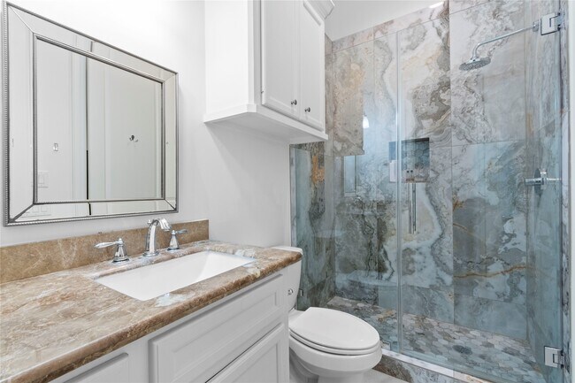 Building Photo - 6404 Community Dr