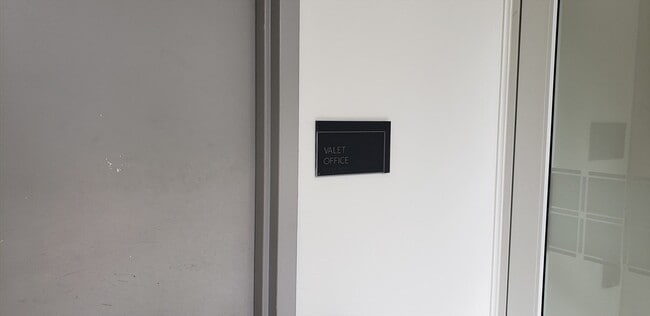 Building Photo - 8 Museum Way