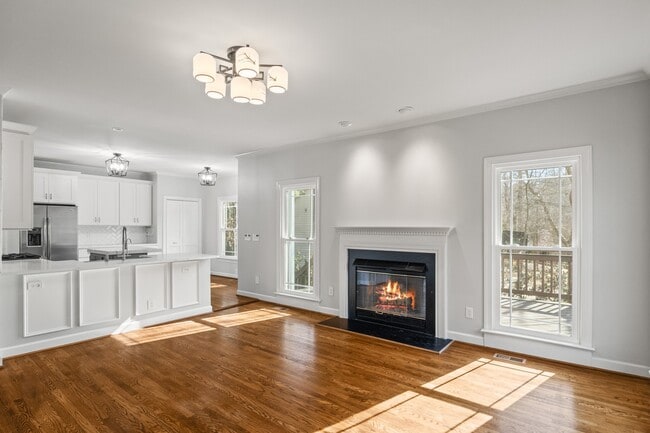 Building Photo - 309 Caraway Ln