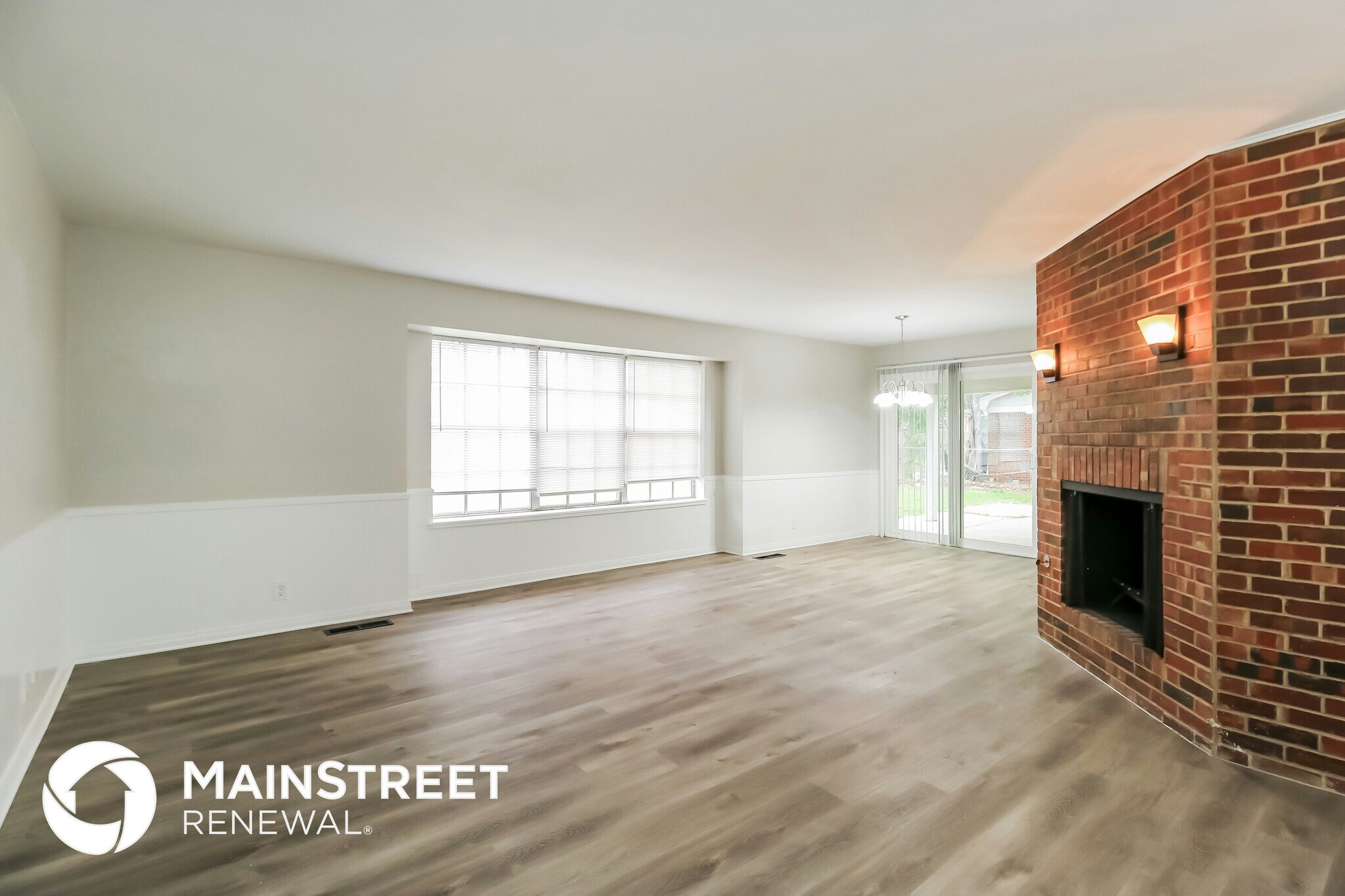 Building Photo - 2904 Huntleigh Dr