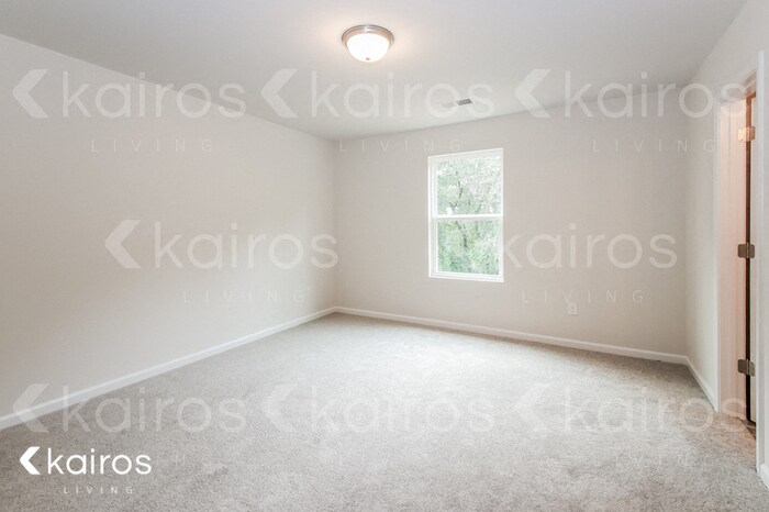 Building Photo - 266 Christopher St