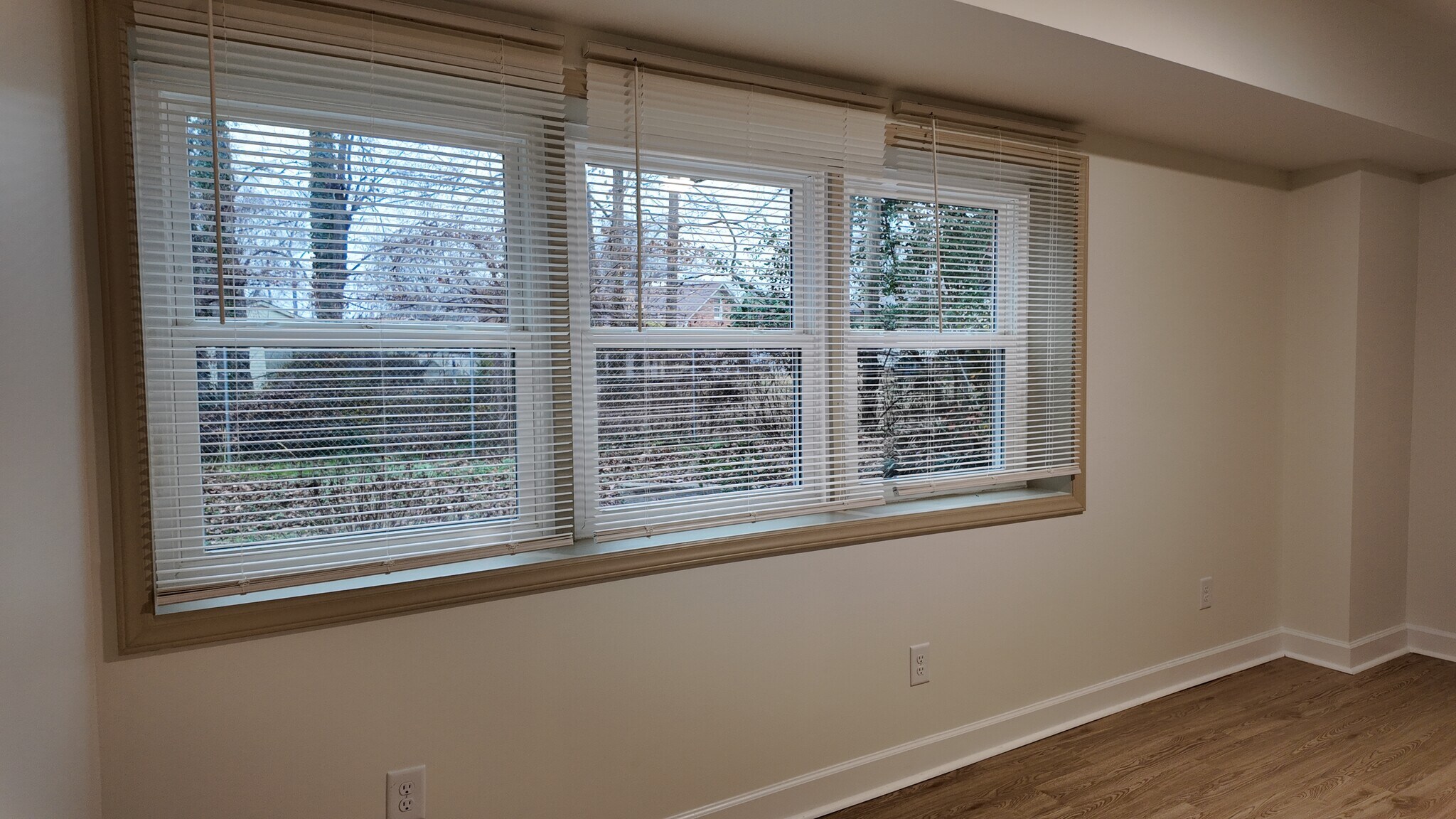 Building Photo - 1521 Anthony Dr