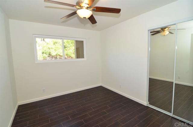 Building Photo - 4637 Park Dr