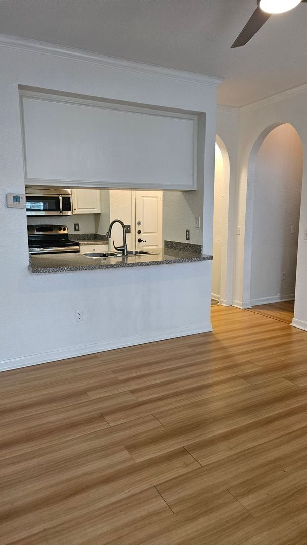 Building Photo - 1Brm Downtown Orlando - Affordable and Pet...