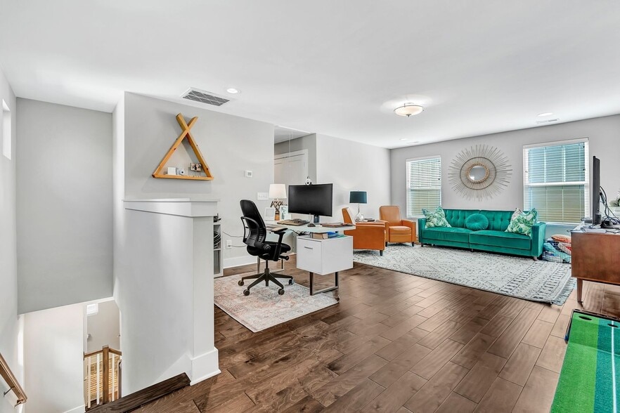 Building Photo - 1802A Tammany Dr